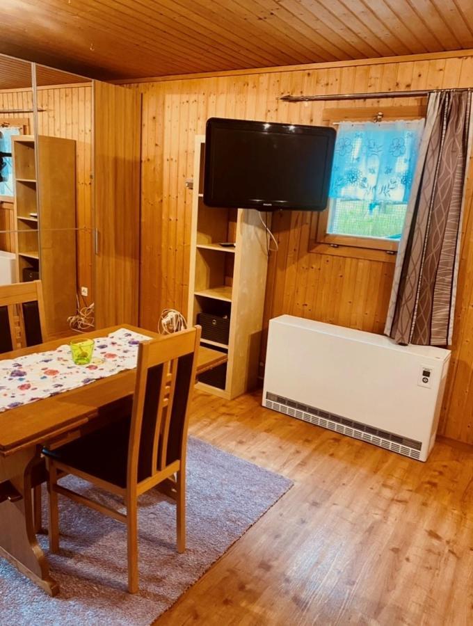 Guenstig Und Einfaches Studio Auf Dem Bauernhof Zuoz Esterno foto